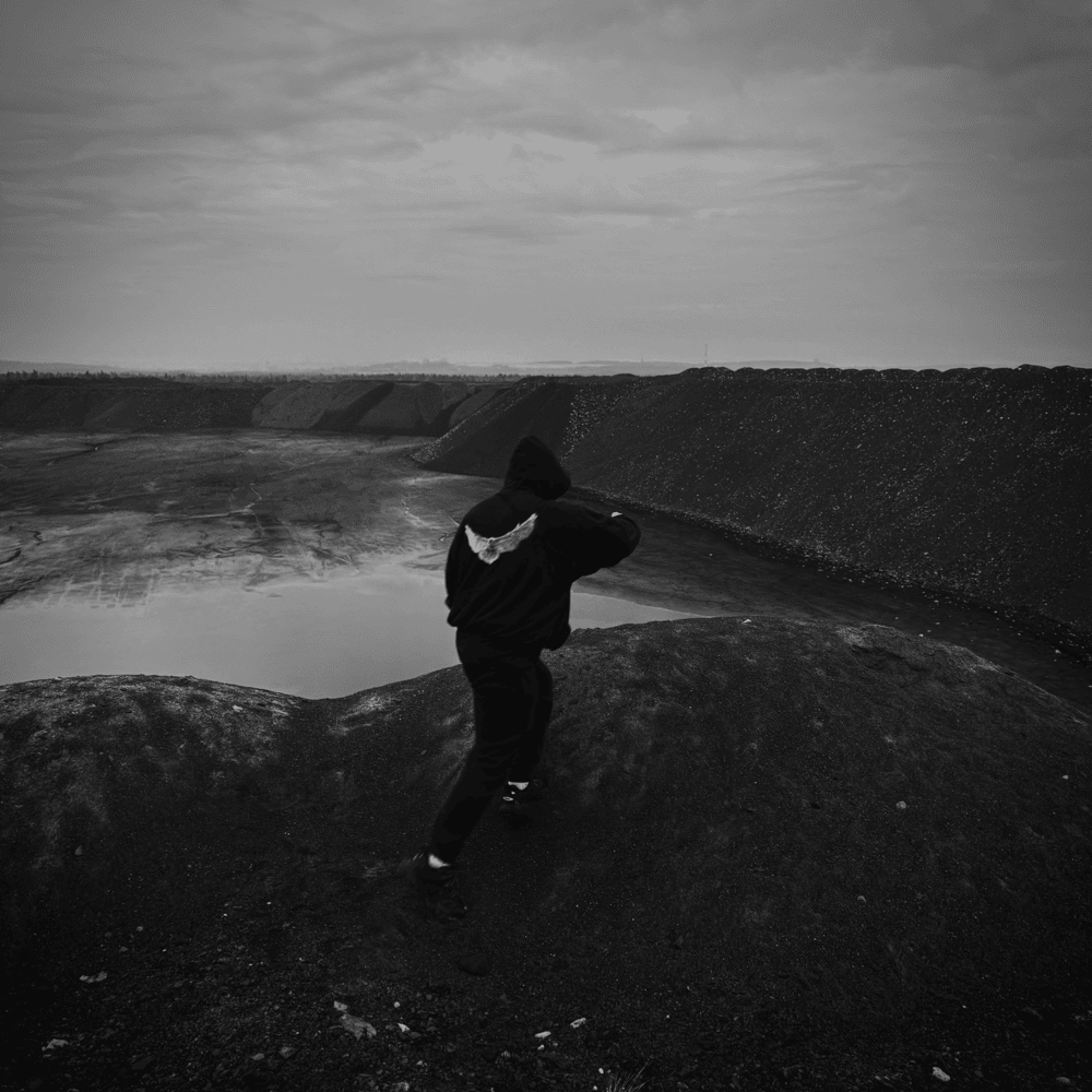 Album cover art for "Więcej chcę" by Miszel