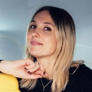 Photo of Ali Barter