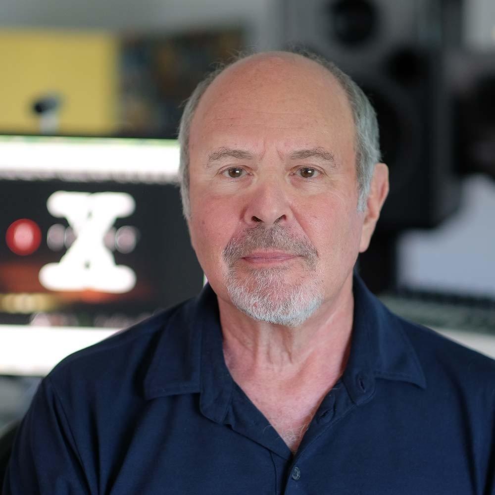 Photo of Mark Snow