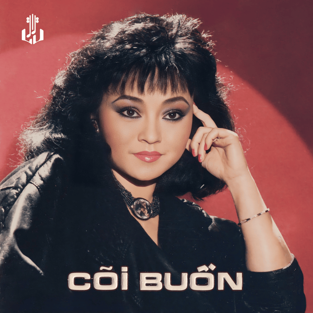 Album cover art for "Huyền Thoại Người Con Gái" by Anh Thư (VNM)