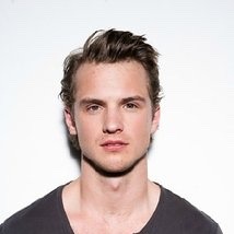 Freddie Stroma Profile Picture Photo of Freddie Stroma