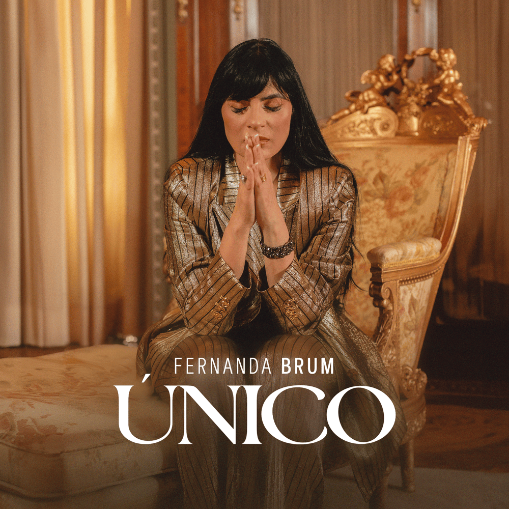 Album cover art for "Único" by Fernanda Brum