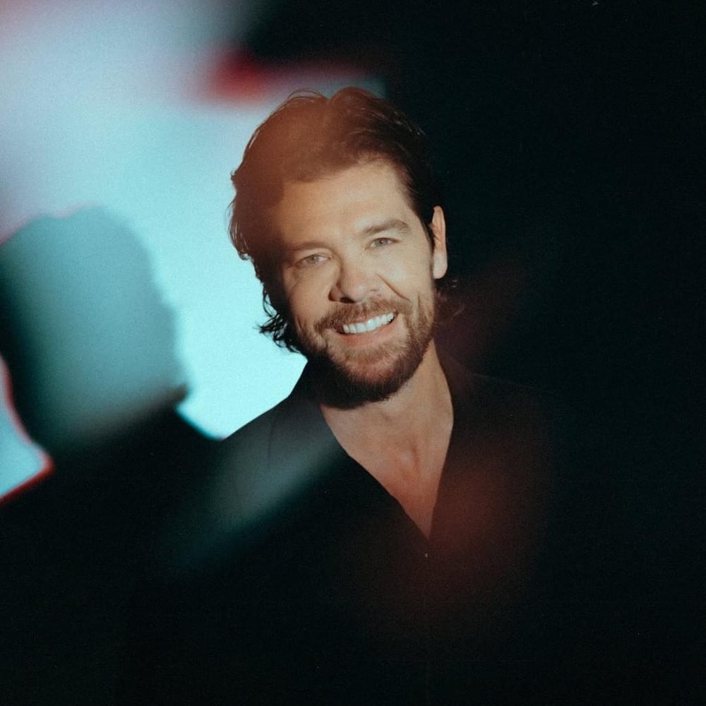 Photo of Jason Crabb