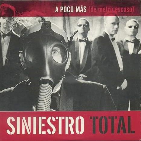 Album cover art for "A poco más (de metro escaso)" by Siniestro Total