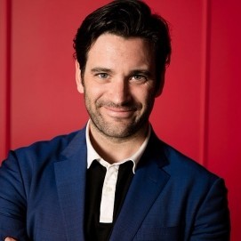 Colin Donnell Profile Picture Photo of Colin Donnell
