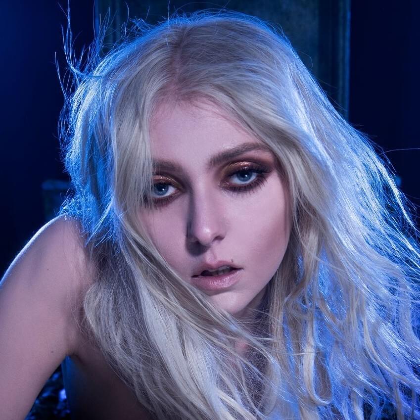 Photo of Taylor Momsen