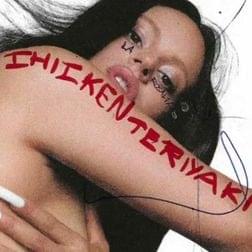 Album cover art for "ROSALÍA - CHICKEN TERIYAKI (Tradução em Português)" by Genius Brasil Traduções