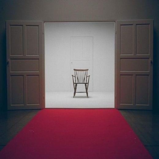 Album cover art for "Podążaj" by Tymek