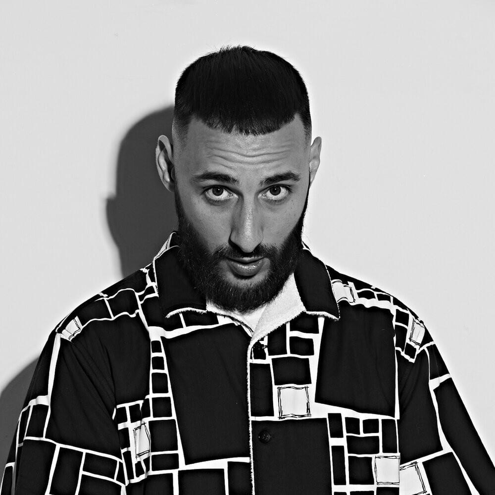 Cover image for L’One