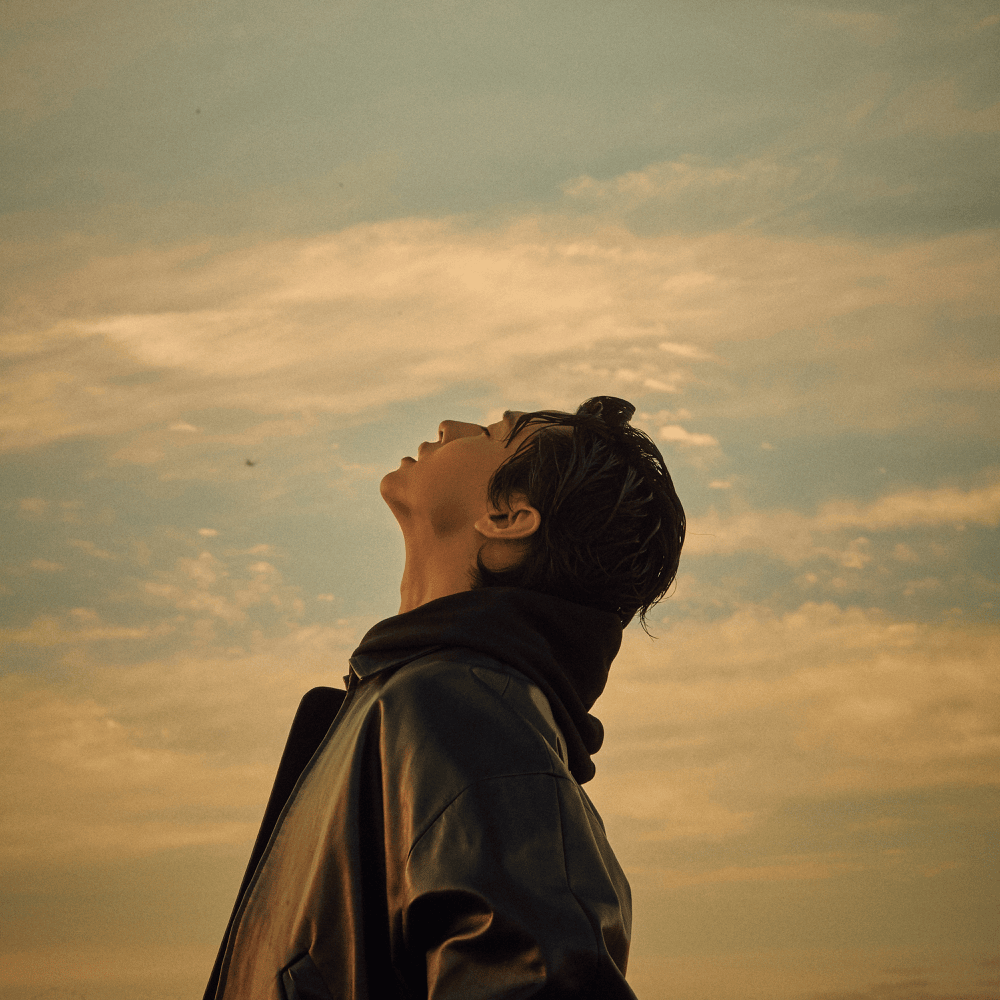JUST BE ME by HENRY LAU (헨리)