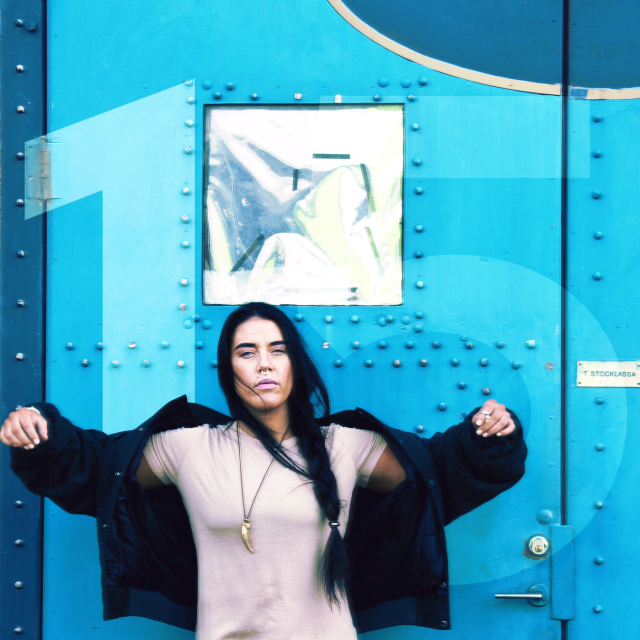 Album cover art for "Äter upp dig" by Maxida Märak