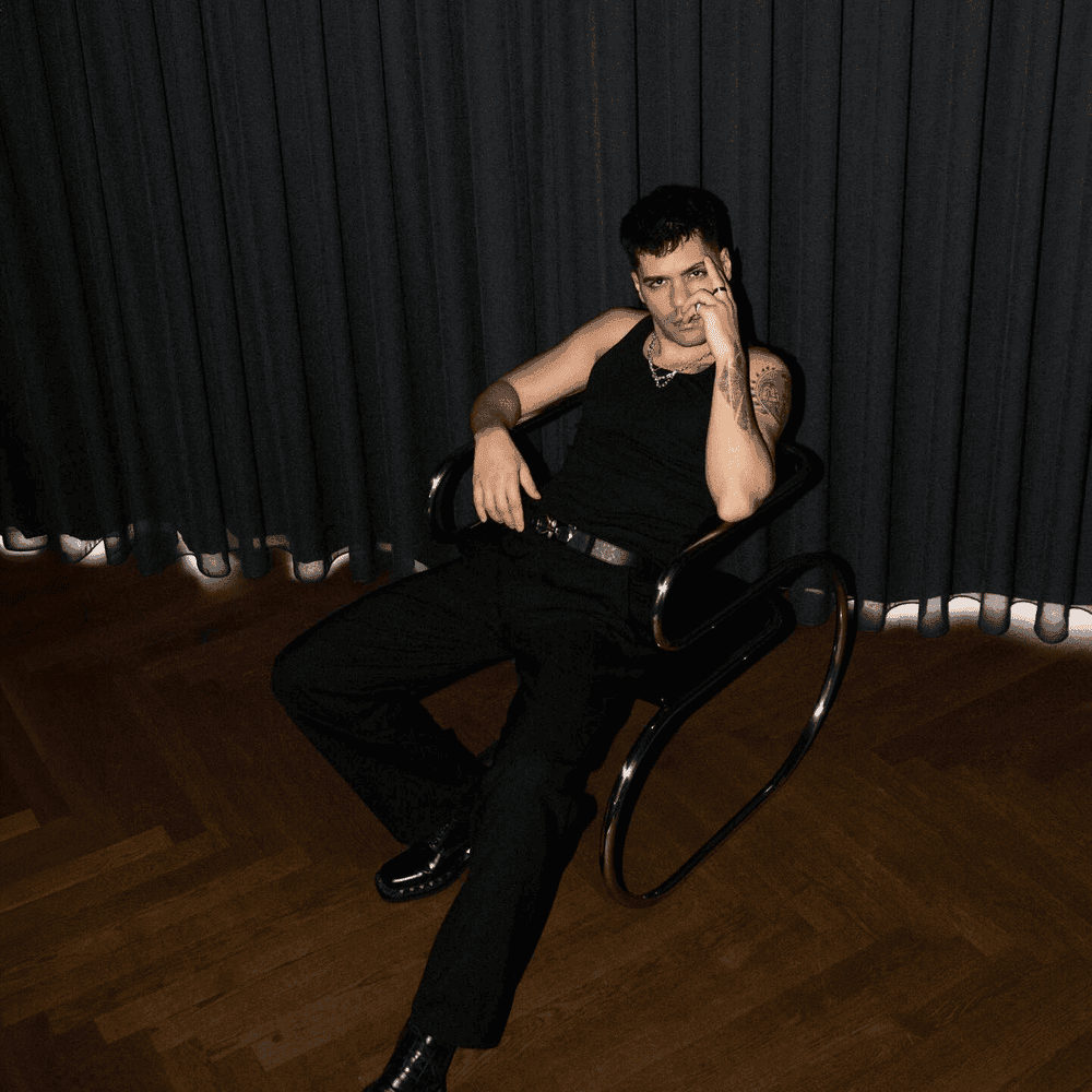 Emir Can İğrek Profile Picture Photo of Emir Can İğrek