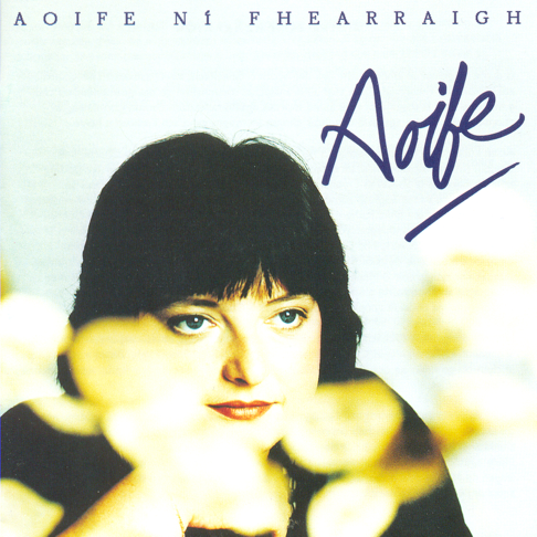Níl sé ’na Lá by Aoife Ní Fhearraigh