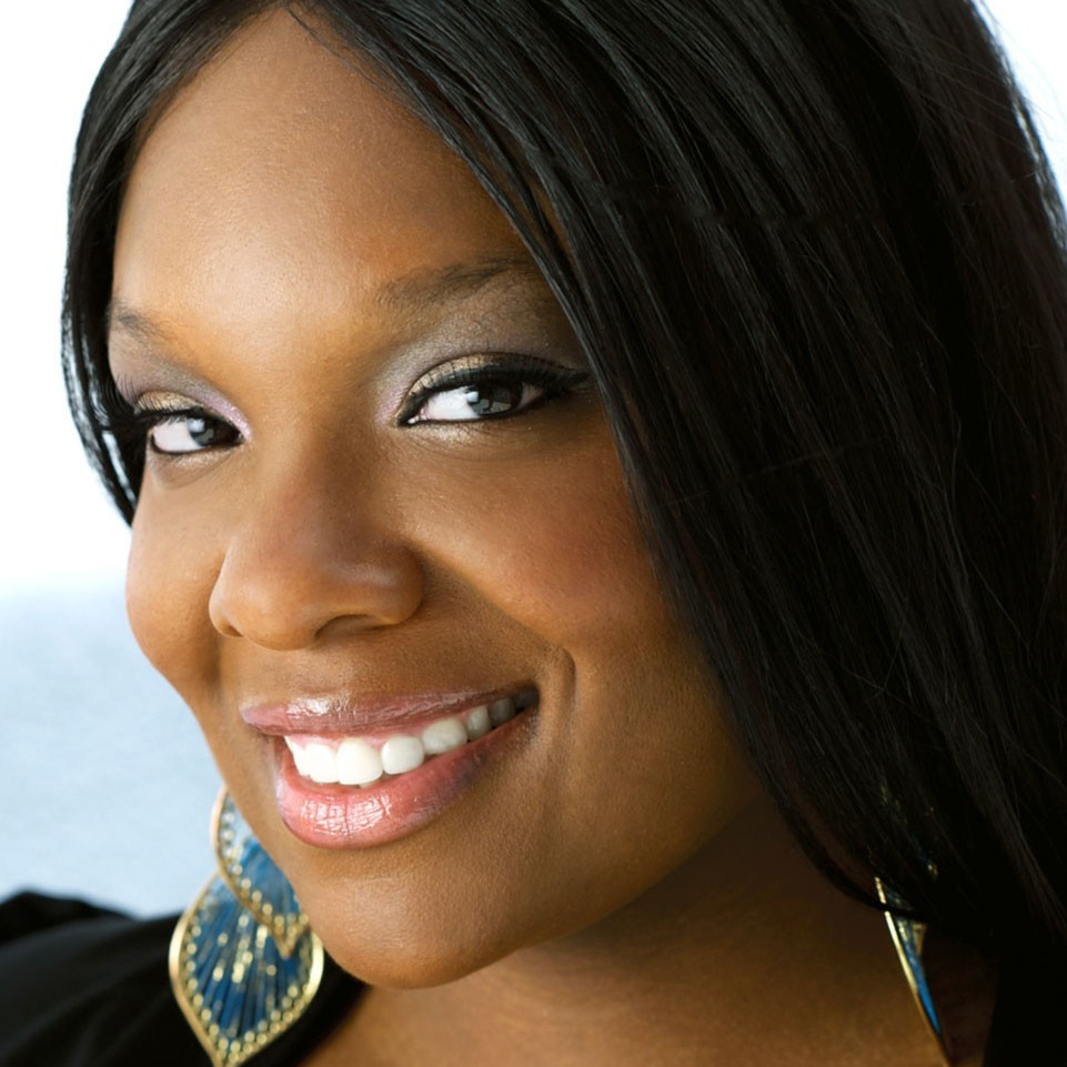 Carrie Compere Profile Picture Photo of Carrie Compere