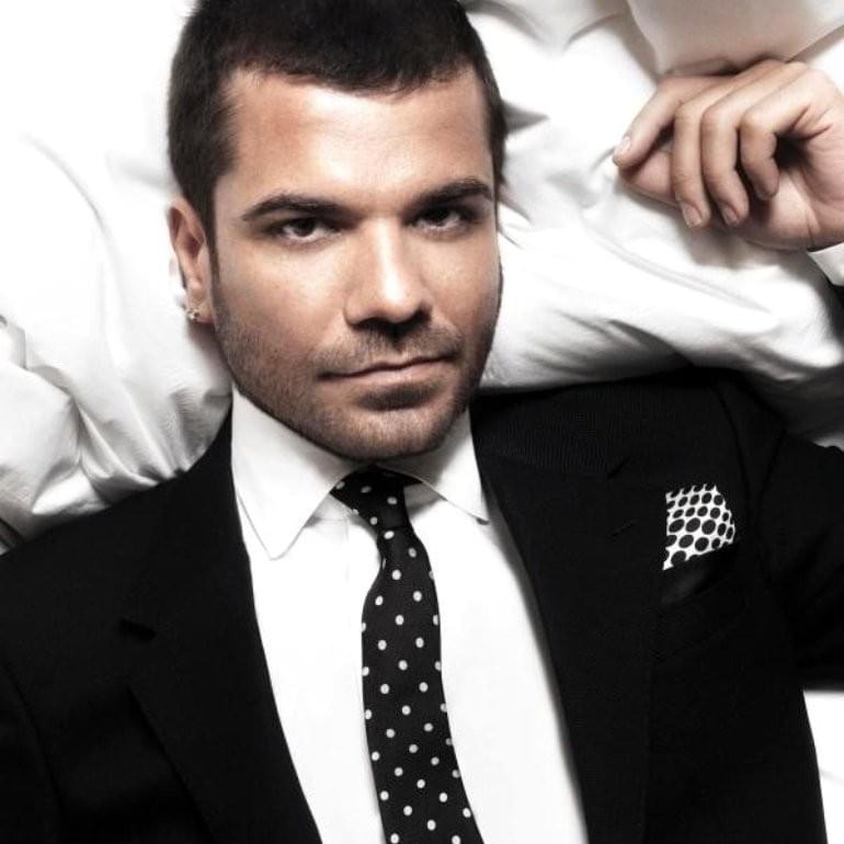 Kenan Doğulu Profile Picture Photo of Kenan Doğulu