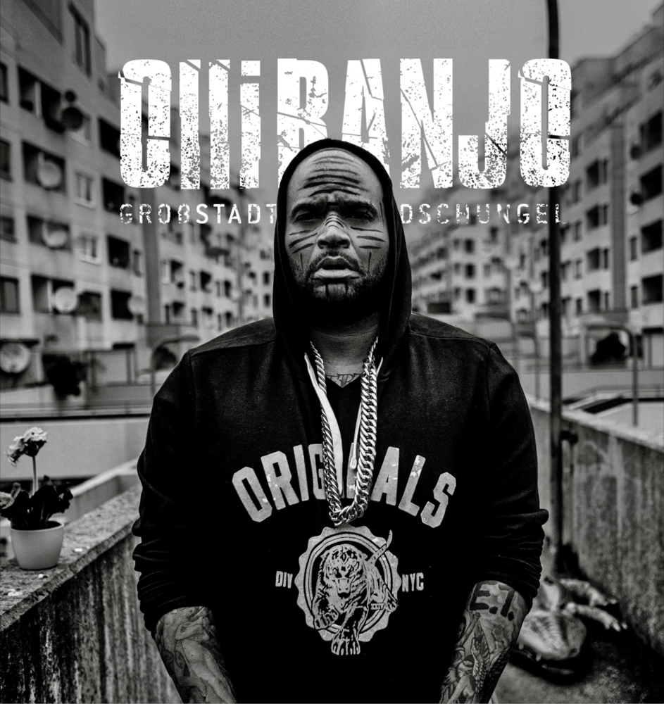 Album cover art for "Verdammt lang her" by Olli Banjo & Prinz Pi