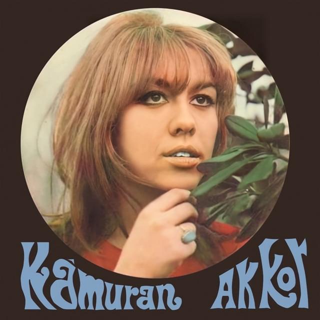 Cover image for Aşk Eski Bir Yalan
