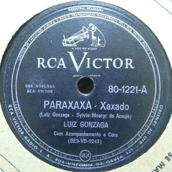 Cover image for Paraxaxá / A Vida do Viajante